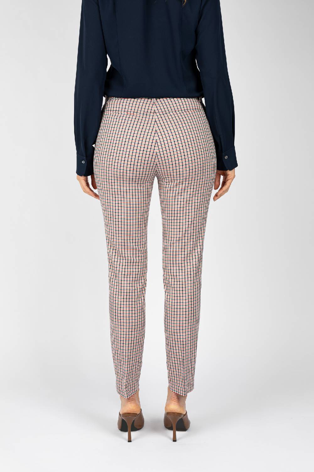 L.Pucci Pantaloni disegno quadretto in colore bianco-rosso-blu, linea a sigaretta Novità