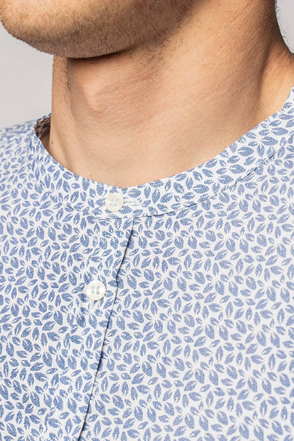 Officina 36 Camicia in cotone stampato blu denim Super sconto