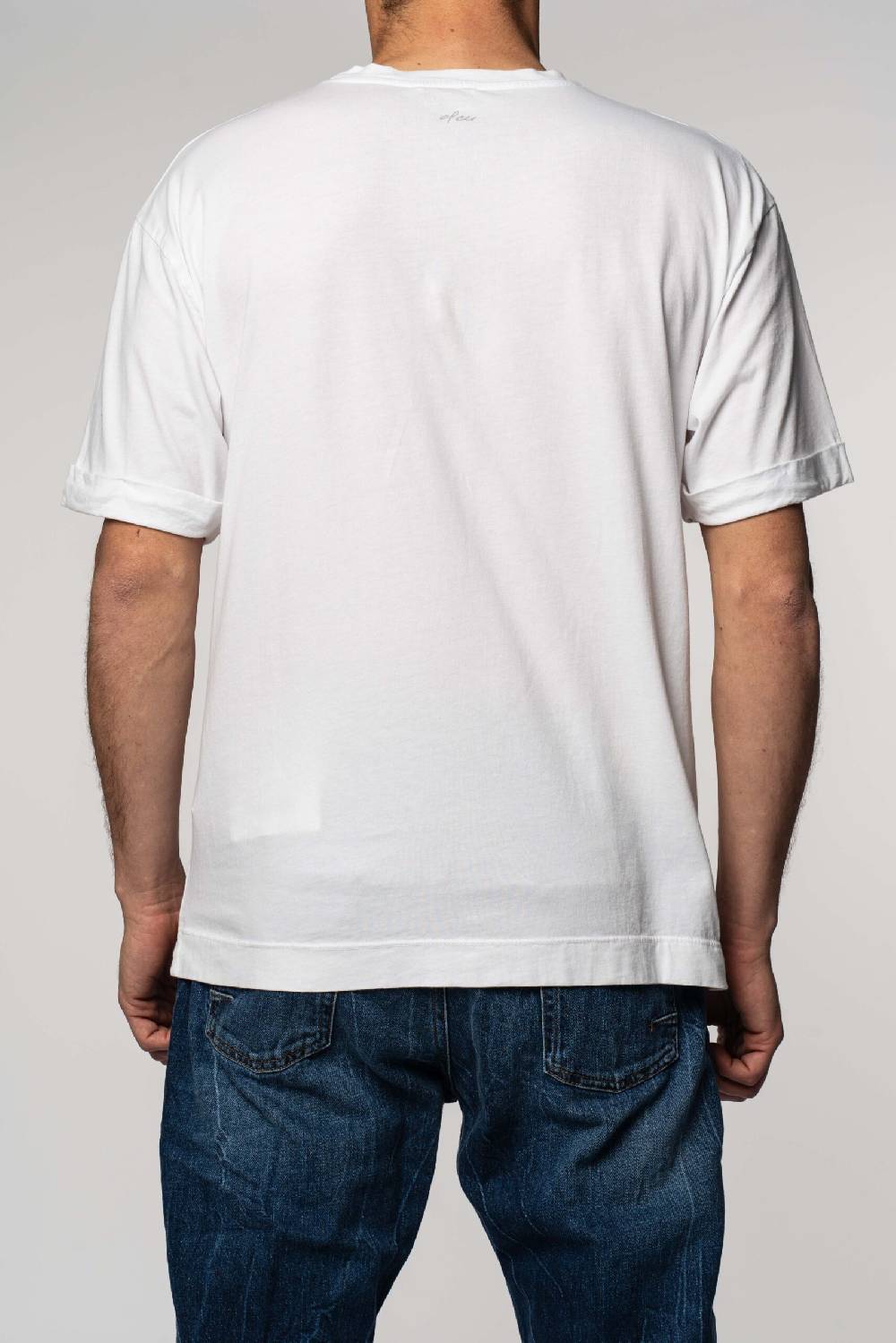 Officina 36 T-shirt bianca in jersey con taschino a contrasto Comprare a buon mercato