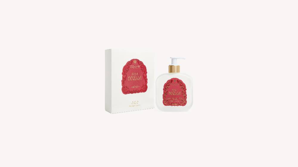 SANTA MARIA NOVELLA CREMA FLUIDA ROSA NOVELLA 250ML 3189902250ML SKU: 3189902250ML Sconti questo mese