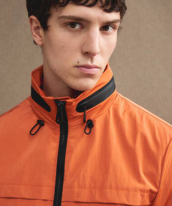 Peuterey Bomber in nylon con cappuccio estraibile Sconto