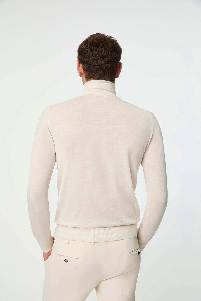 Lubiam Maglia girocollo ultralight bianco latte Maglia girocollo ultralight bianco latte Ultimo giorno