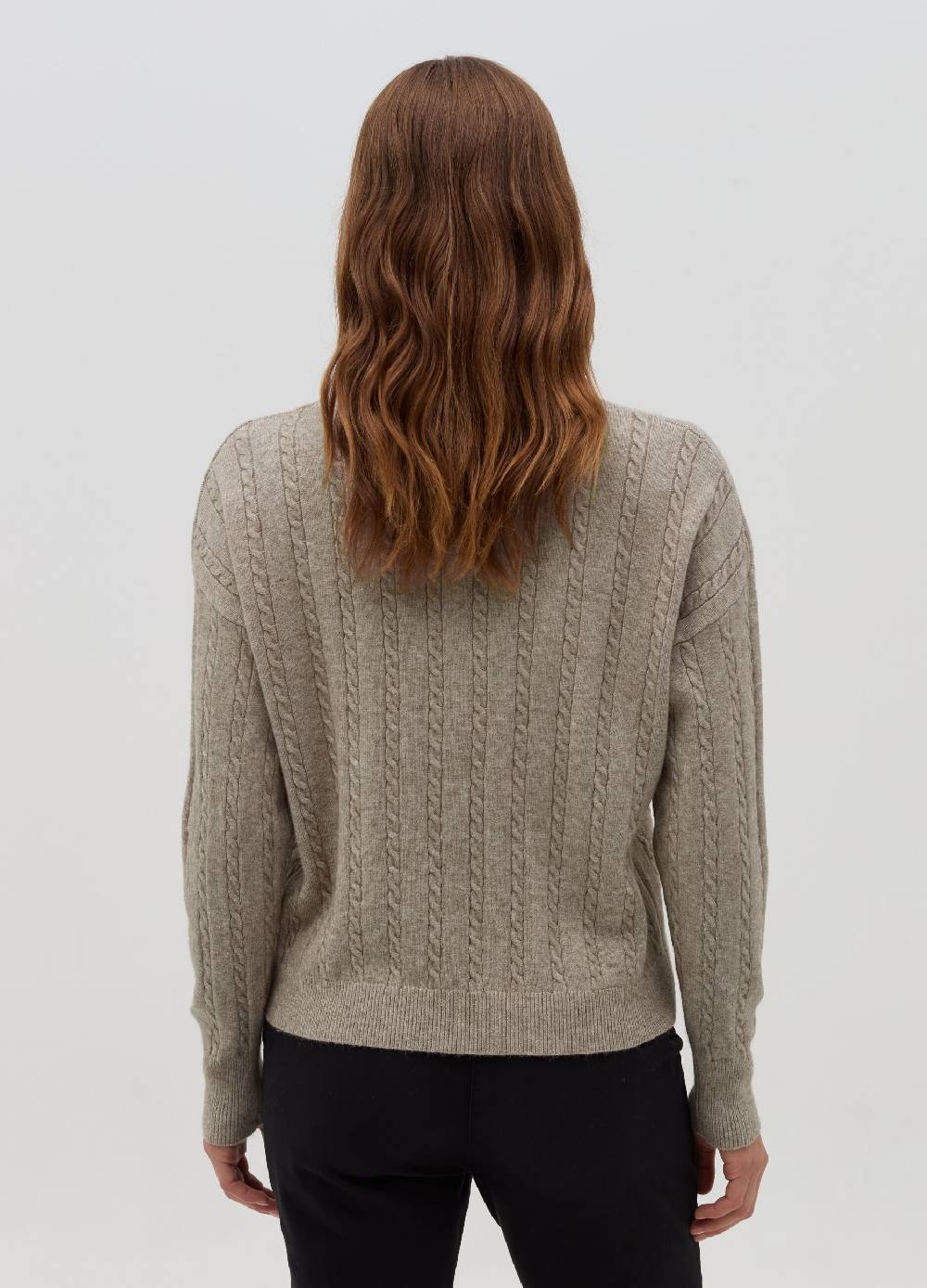 HYBRID Pullover a coste con lavorazione intrecciata Presa