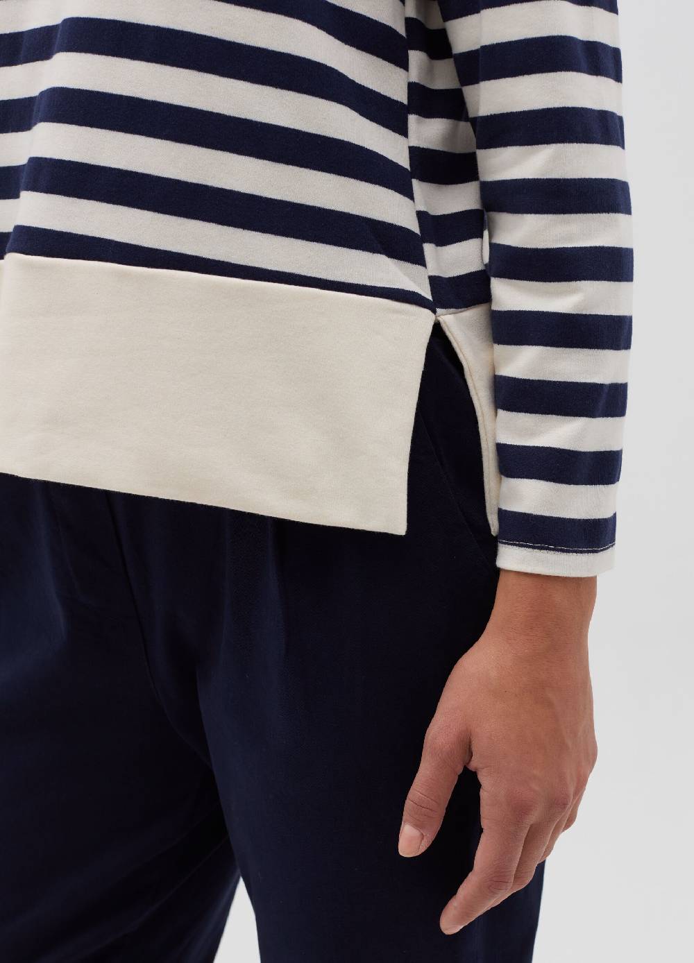 HYBRID Maglia a righe con spacchetti Fino al 55% di sconto