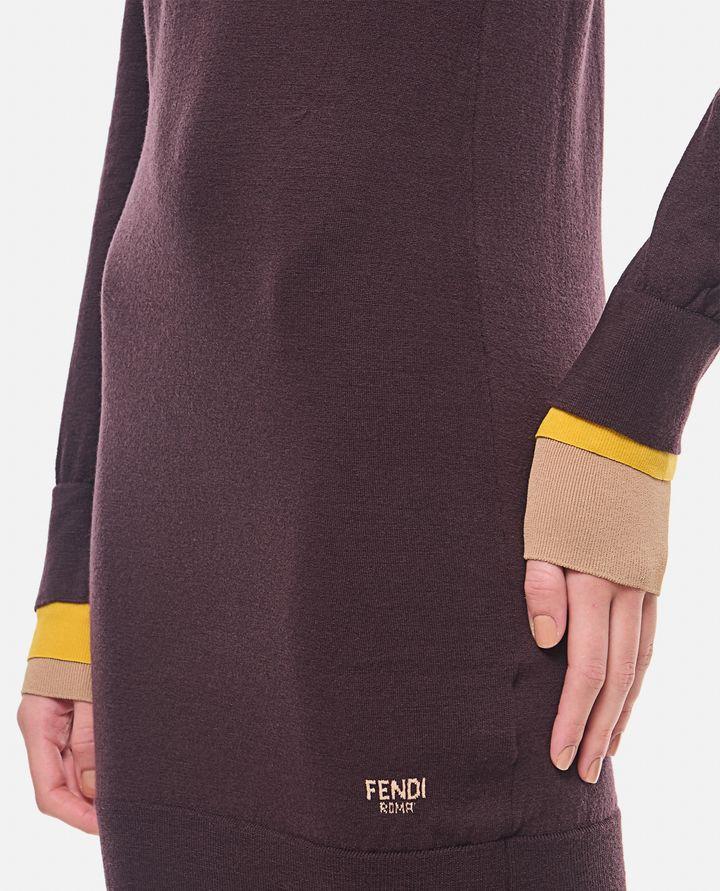 Fendi ABITO CORTO CON PROFILI COLORATI A STRATI Offerta esclusiva