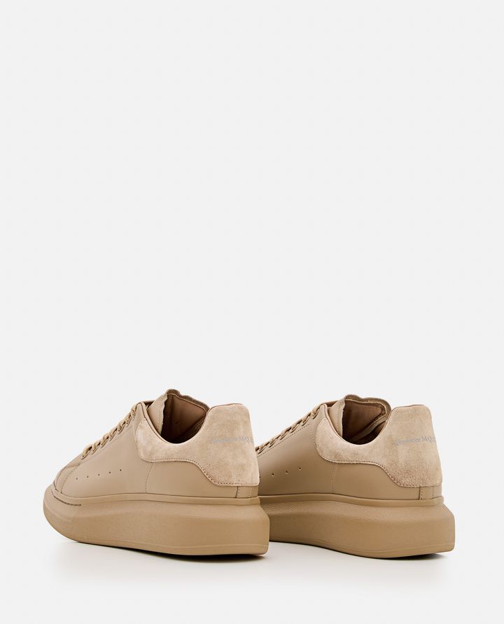 Alexander McQueen SNEAKERS OVERSIZE LARRY Fino al 50% di sconto